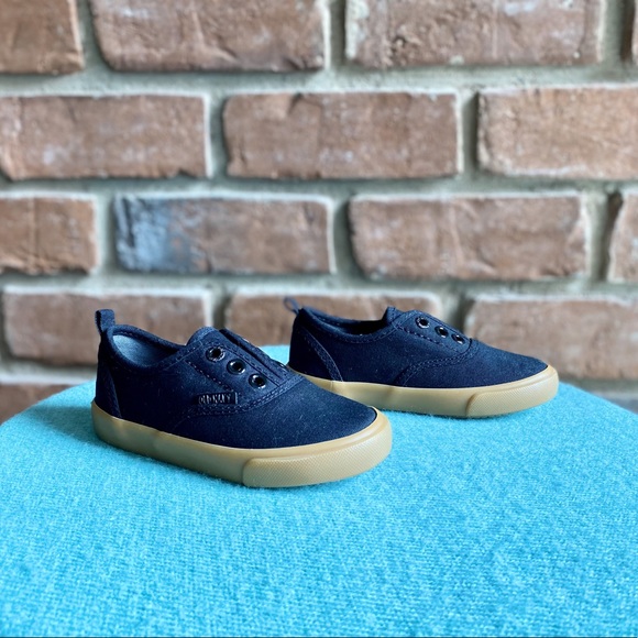 Size 7 Toddler NWOT Old Navy Slip-on Sneakers - Picture 2 of 7